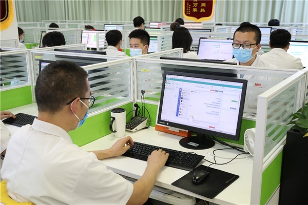 沙尘天气频发：叮当快药在线医生提醒，敏感人群尽量避免外出