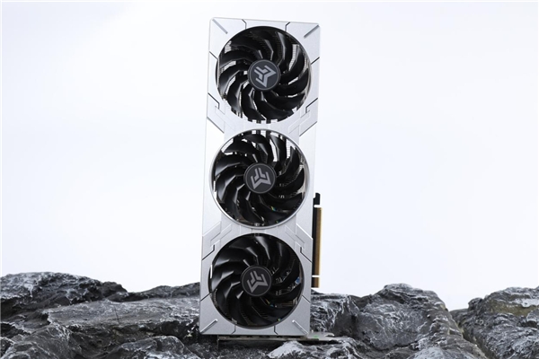 升级正当时，高性价比的影驰 GeForce RTX™ 4060 Ti 8G开箱评测