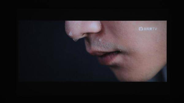 当贝F6投影仪全玻璃镜头评测：画面稳定性与清晰度的双重提升