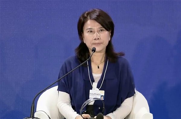 >董明珠怒斥孟羽童：只想用格力平台当网红 劝诫大学生“钱不是梦想”