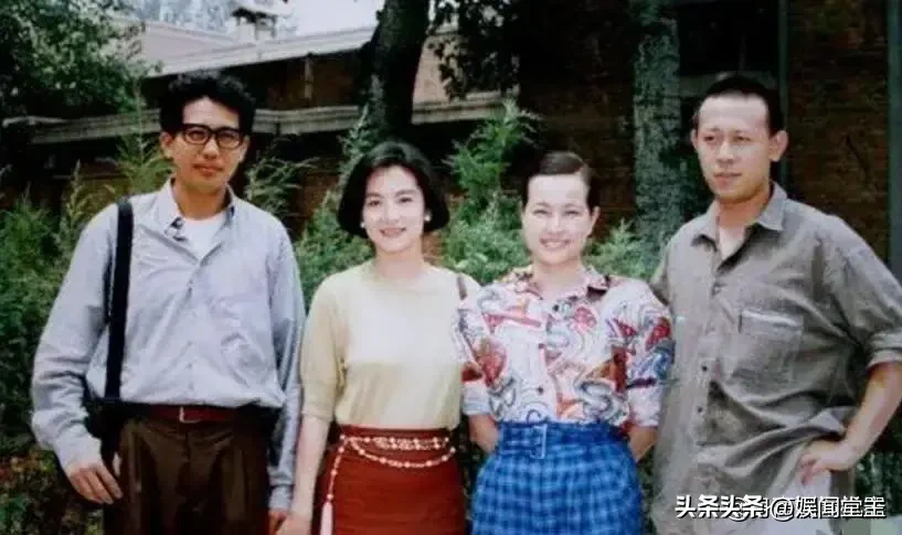 林青霞比刘晓庆漂亮好多[大笑]万万没想到，网上居然