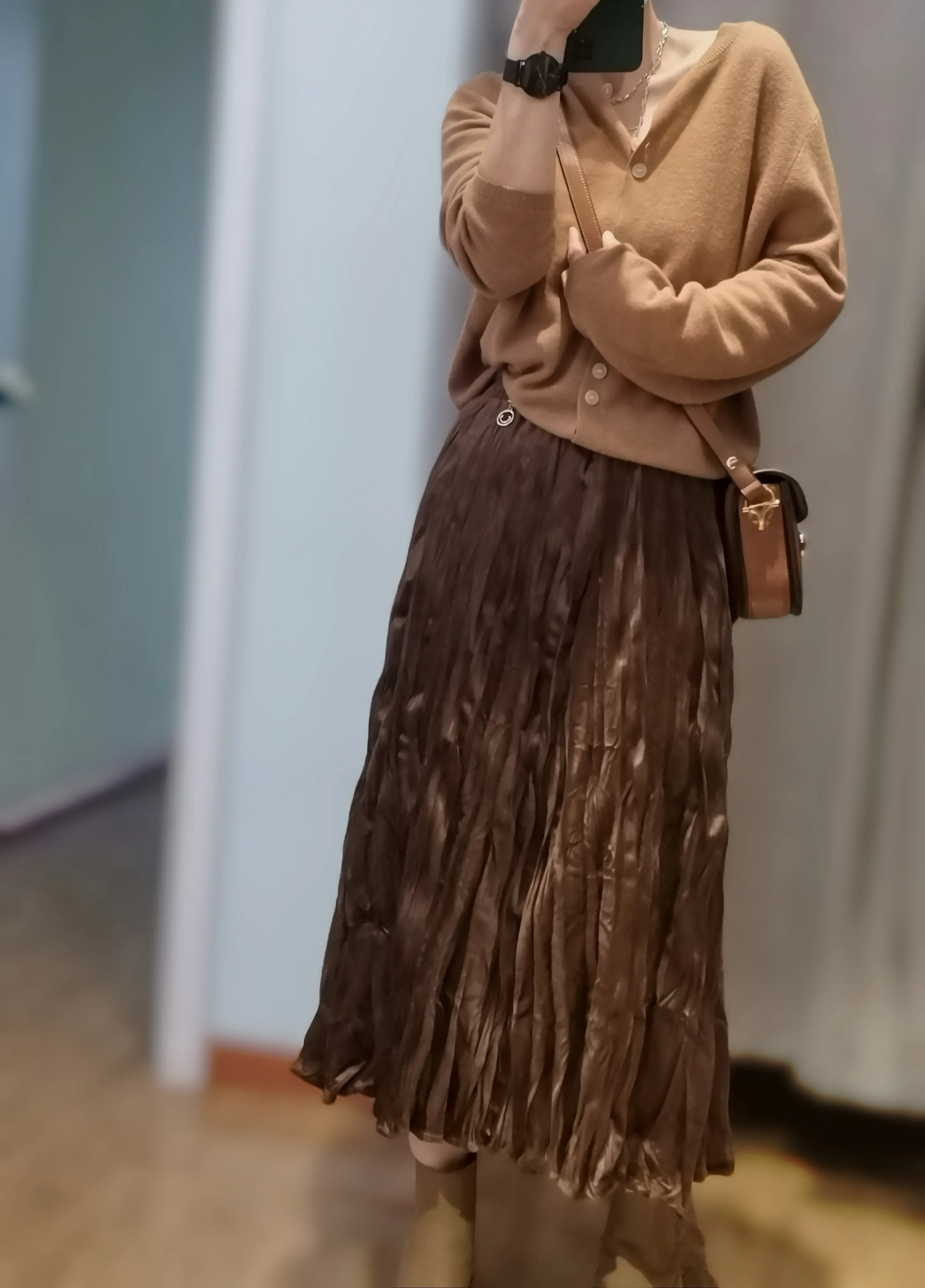应一位梨形身材美女顾客的要求，我给她配搭了下面这
