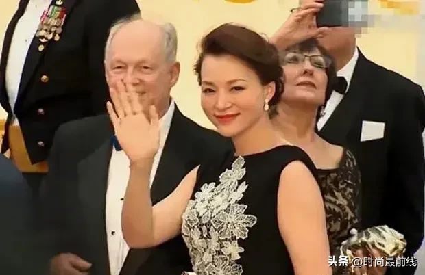 娱评大赏_时尚最前线_2022年10月15