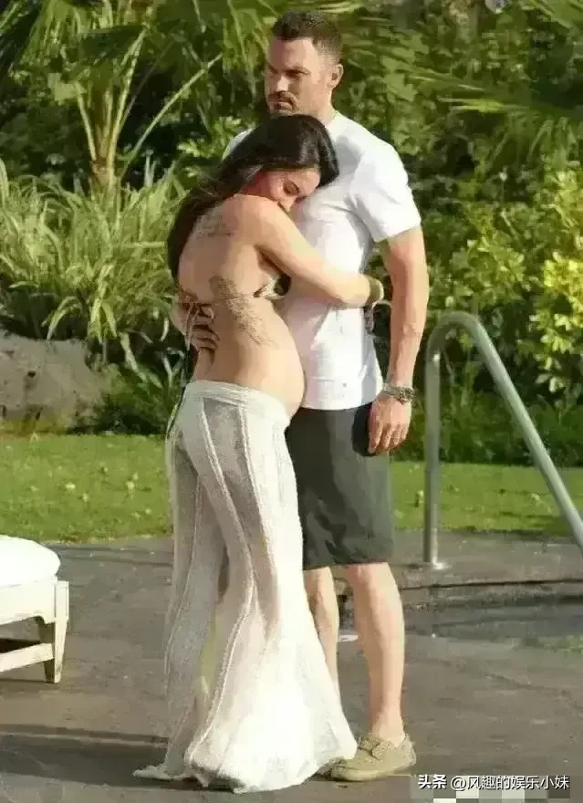 这个男人上辈子祖坟上冒青烟了吗？娶了这么漂亮的女