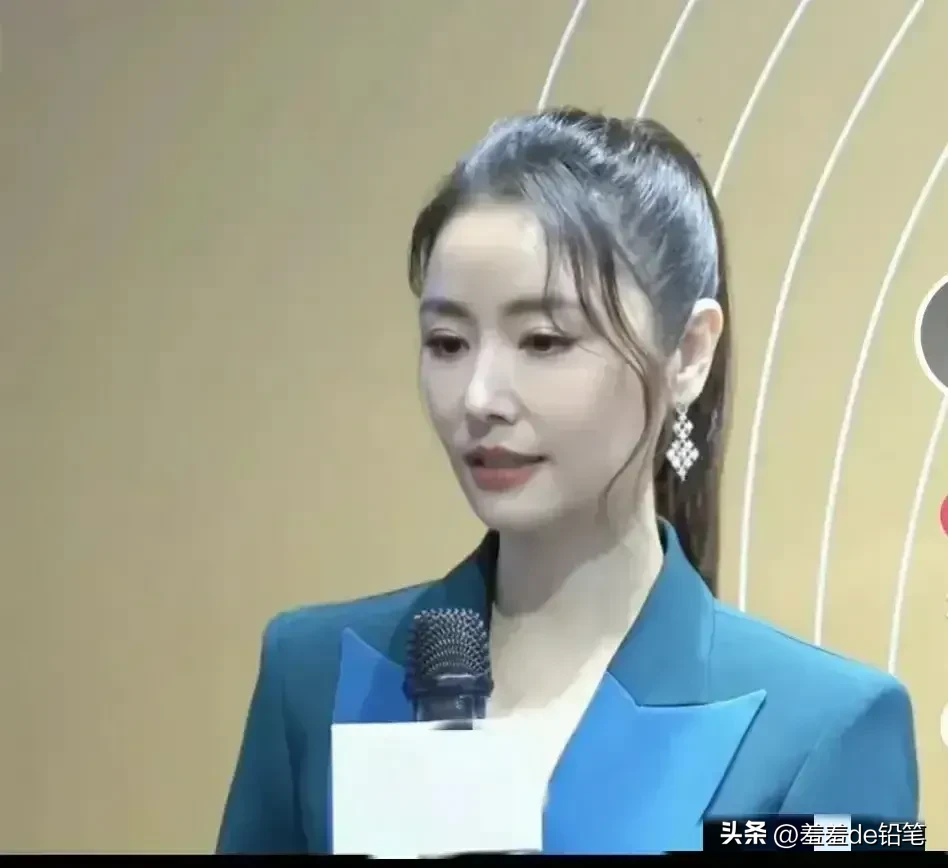 头条创作挑战赛_羞羞de铅笔_2022年10月23