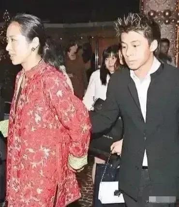 娱评大赏_小依是唯一_2022年10月27
